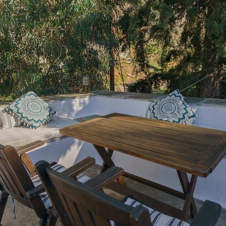 Nereids Guesthouse İdra Dış mekan fotoğraf