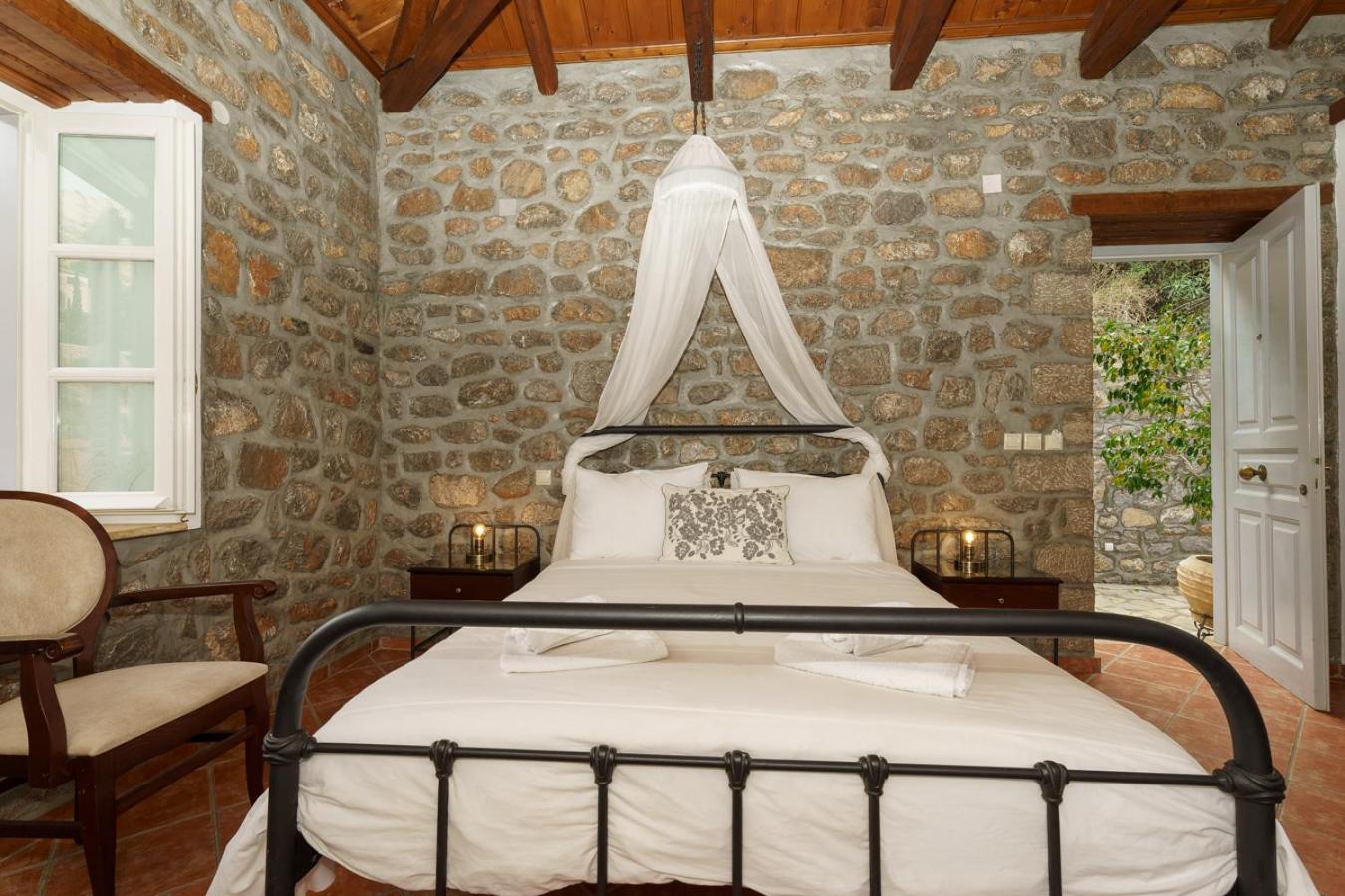Nereids Guesthouse İdra Dış mekan fotoğraf