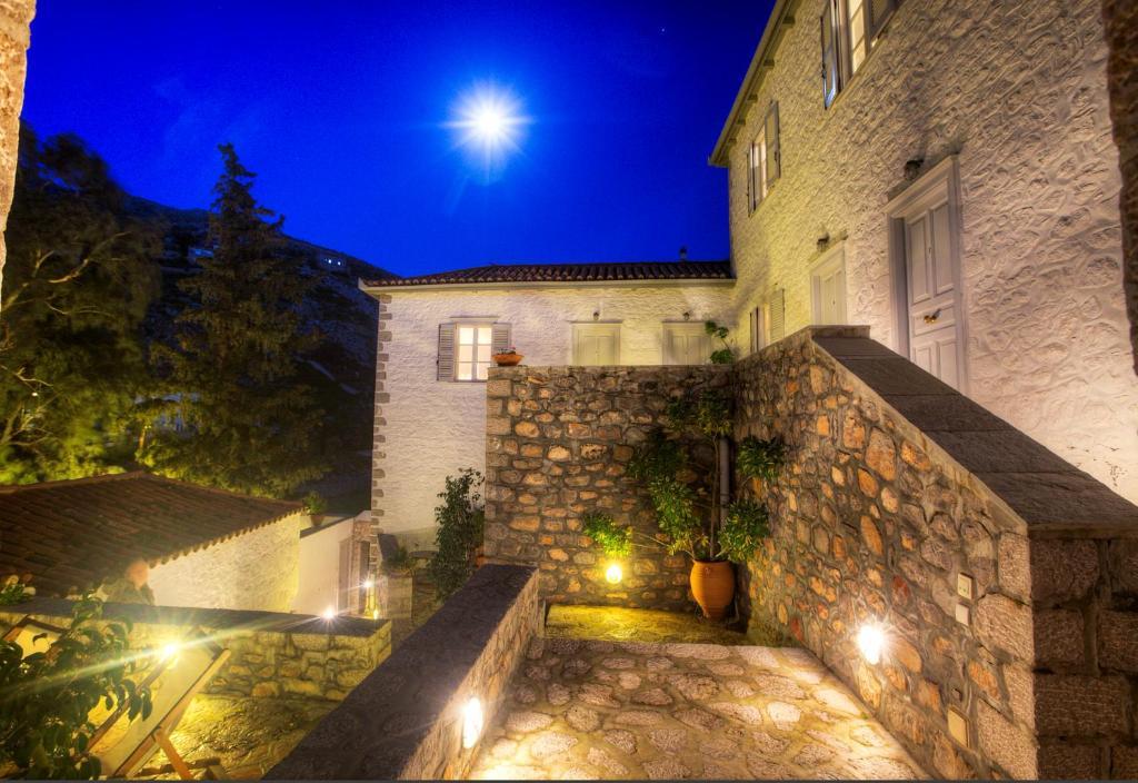 Nereids Guesthouse İdra Dış mekan fotoğraf