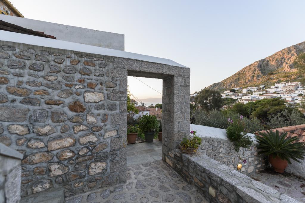 Nereids Guesthouse İdra Dış mekan fotoğraf